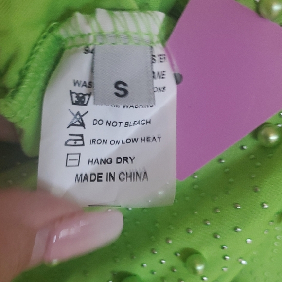 Statement Piece! Lime Green Beaded Skirt Set - Picture 3 of 10